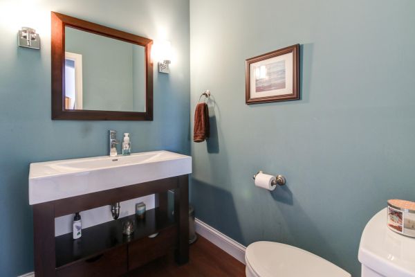 Cost of Powder Room Construction in Cheyenne